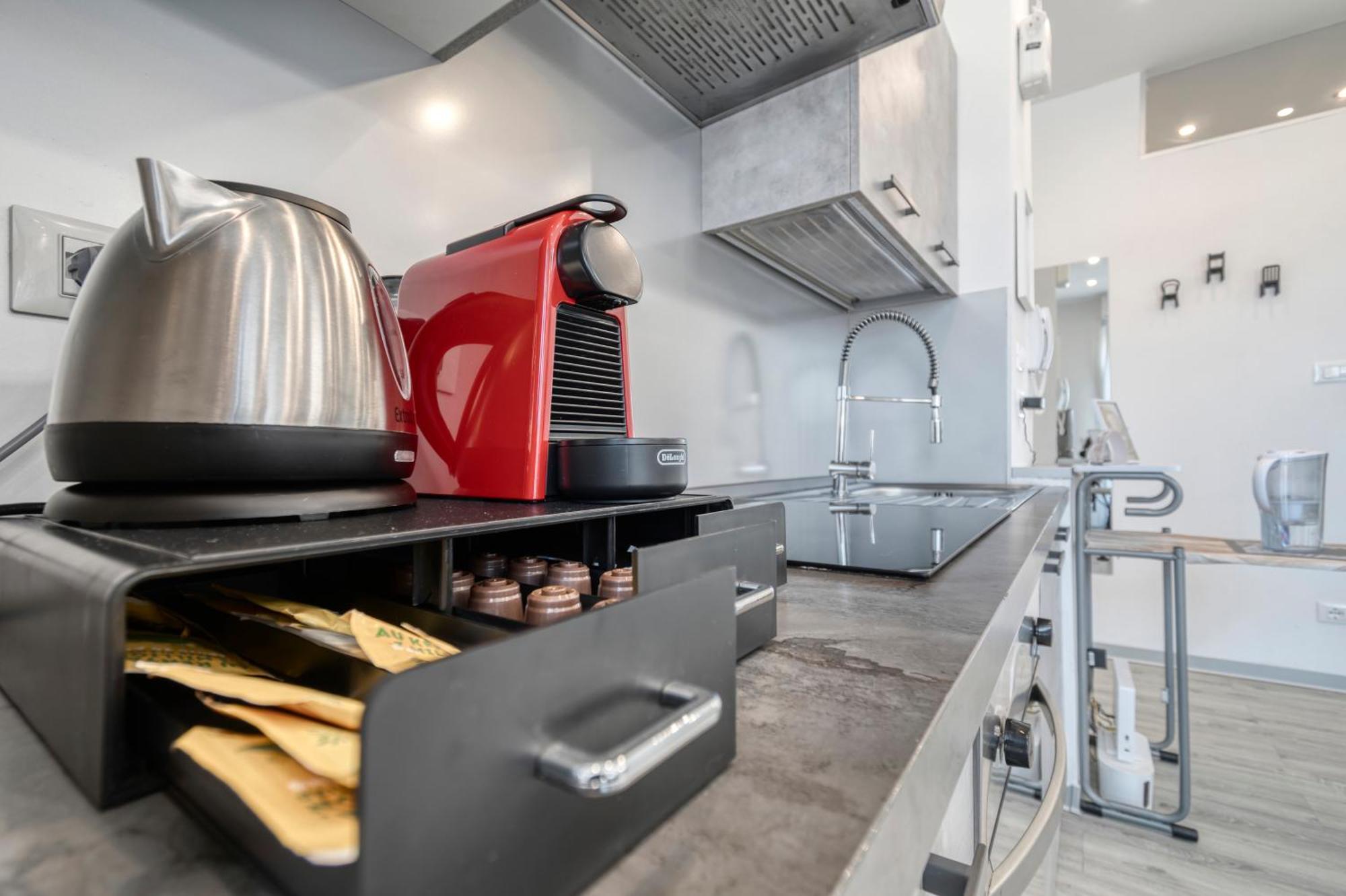 Front Station Apartment - Stazione Centrale Di Bolonia Zewnętrze zdjęcie